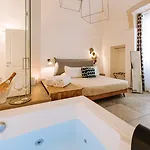 Suite1212 Boutique - & לינה וארוחת בוקר