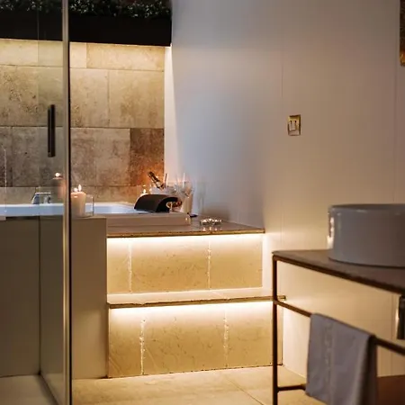 לינה וארוחת בוקר Dimora Pirrelli Boutique Hotel & Spa