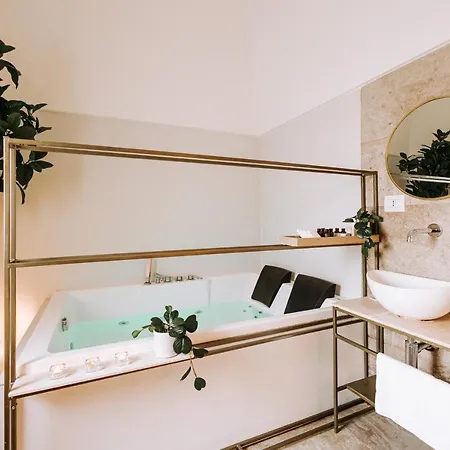 לינה וארוחת בוקר Dimora Pirrelli Boutique Hotel & Spa