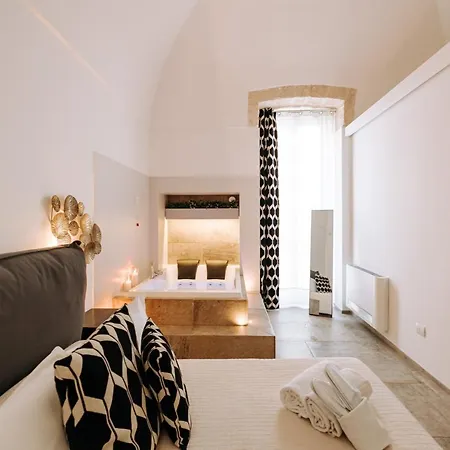 Dimora Pirrelli Boutique Hotel & Spa 4* מונופולי