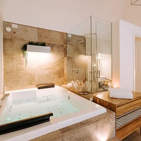 Dimora Pirrelli Boutique Hotel & Spa לינה וארוחת בוקר