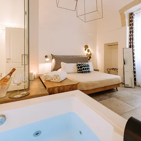 Dimora Pirrelli Boutique Hotel & Spa לינה וארוחת בוקר