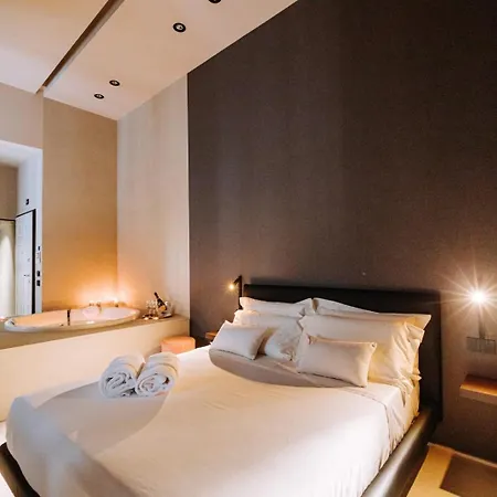 Dimora Pirrelli Boutique Hotel & Spa 4* מונופולי