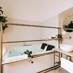 住宿加早餐酒店 Suite1212 Boutique - &