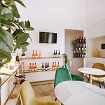 Suite1212 Boutique - & 모노폴리