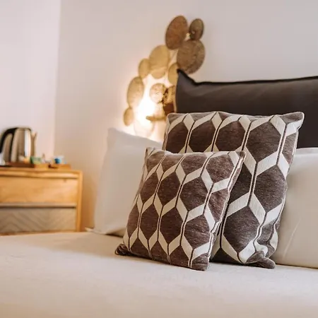 Suite1212 - Pirrelli